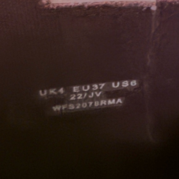 HUNTER short Chelsea boots. Size 6 - Picture 4 of 4